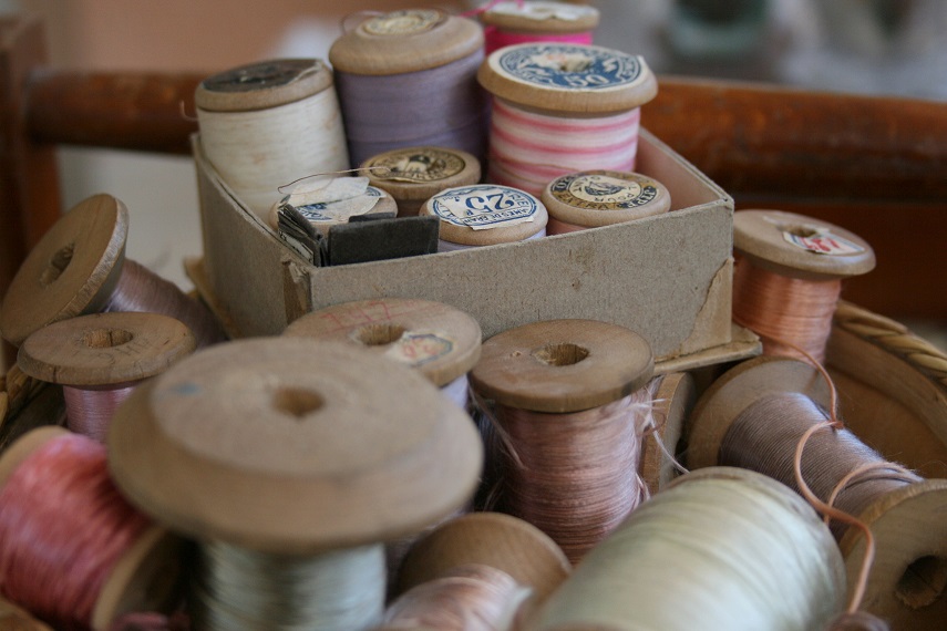 bobines de fils de soie vintages