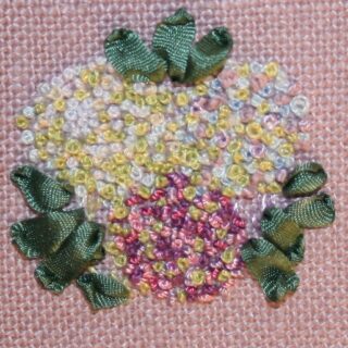 Hortensias en juin, brodés au point de noeud