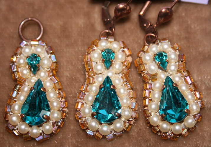 strass et perles brodees