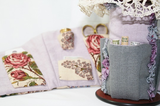 Nécessaire à broder ouvert